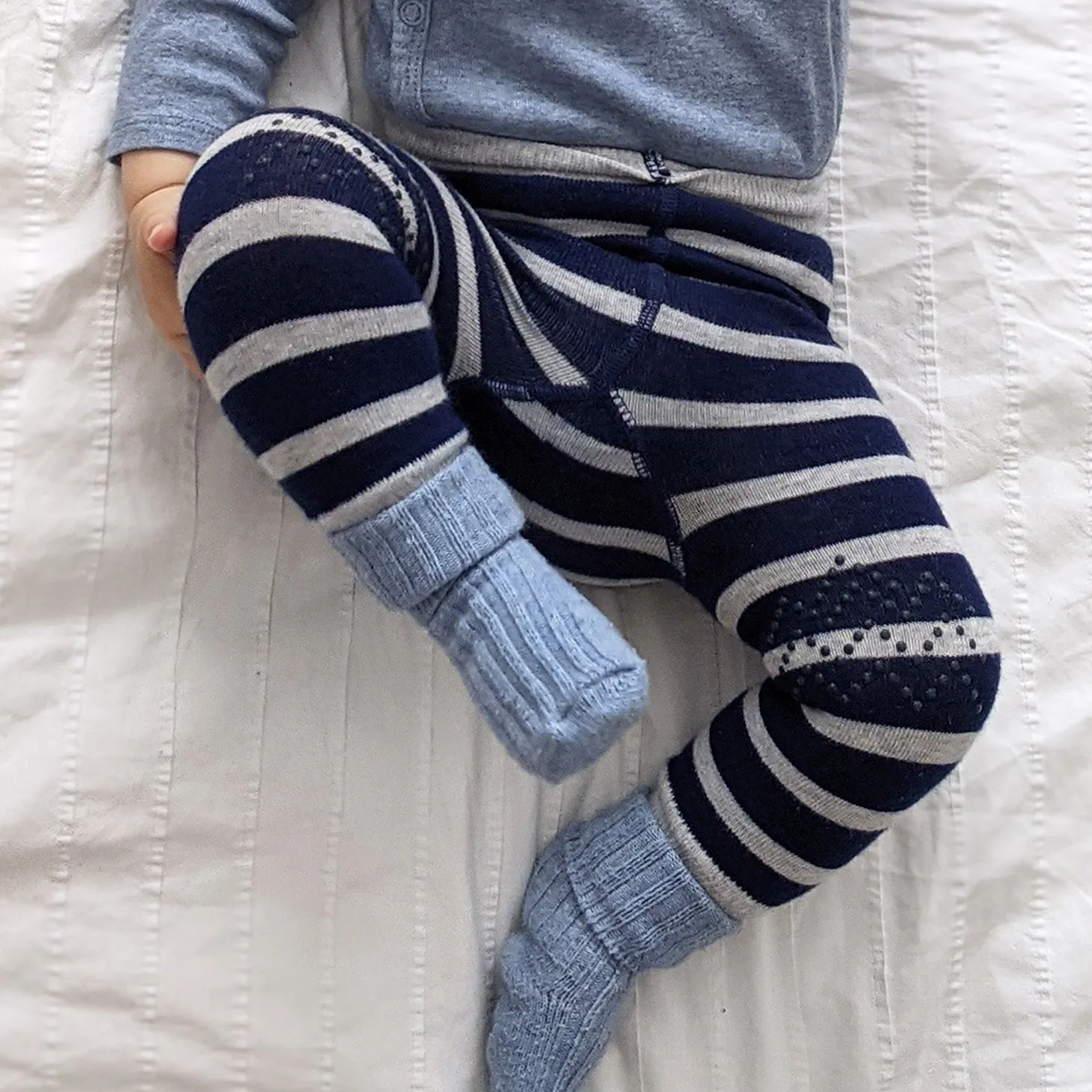 Newborn Stay-on Bootie Bundle - Booties   Leggings   Stay-on Socks - Navy