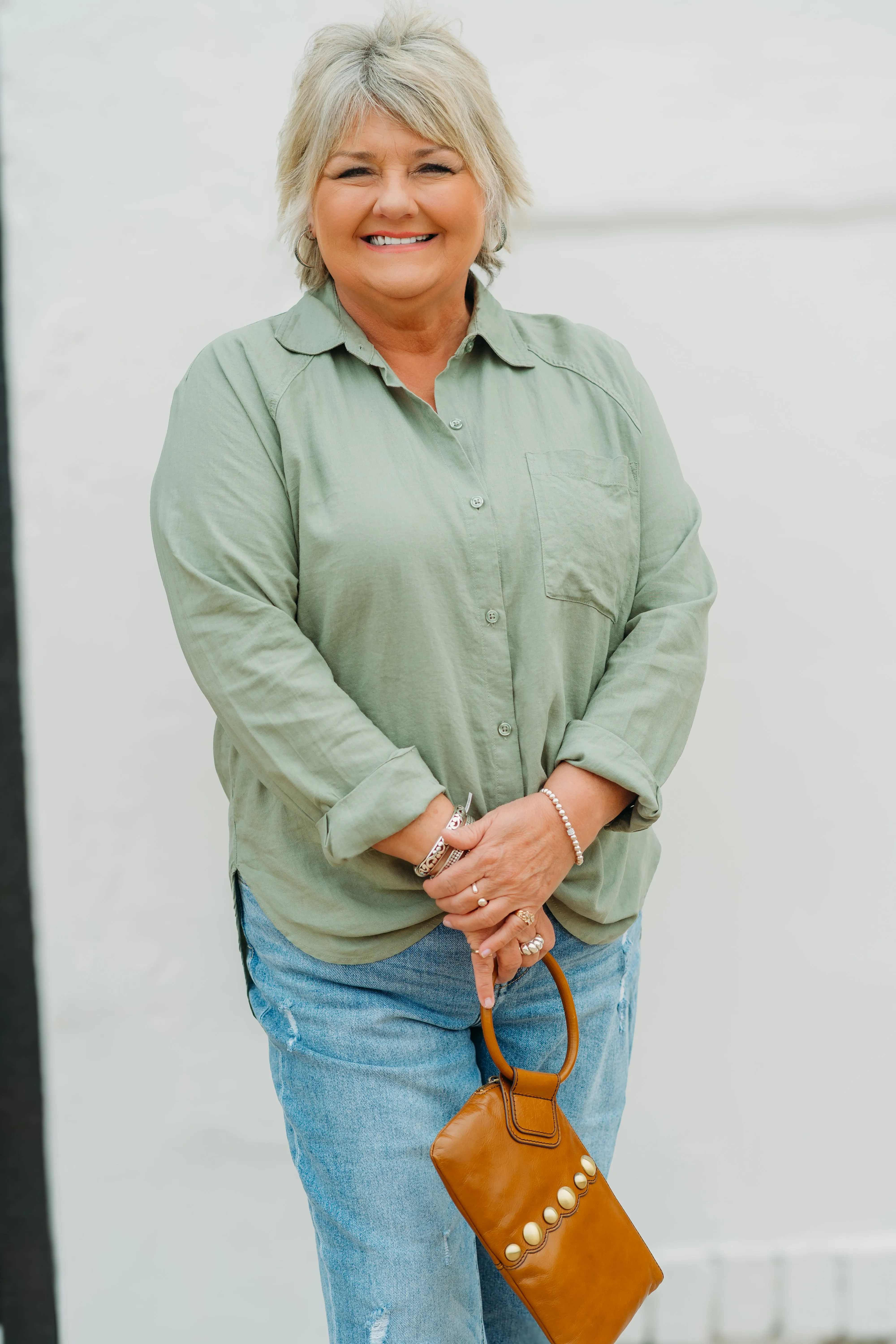 Z supply: The Perfect Linen Top in Avocado